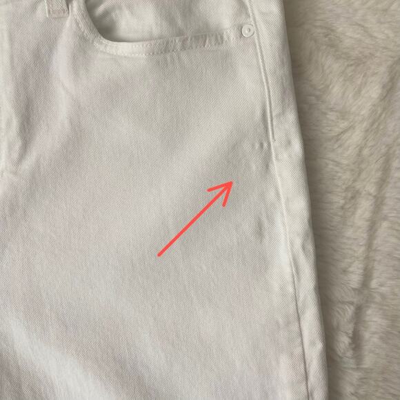 PAIGE Cindy Crop White Jeans - Picture 8 of 10